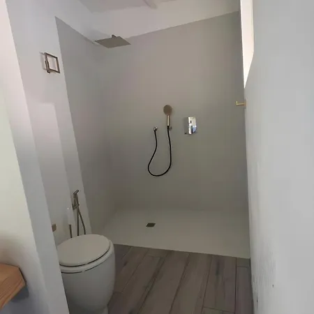 Mia House- Seaside With Garden *