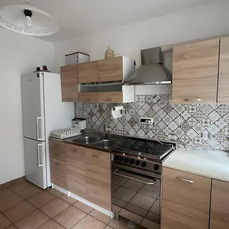 Mia House- Seaside With Garden Санта-Тереза-Галлура