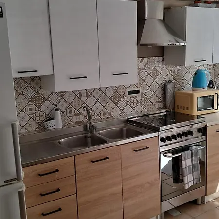 Дом отдыха Mia House- Seaside With Garden *